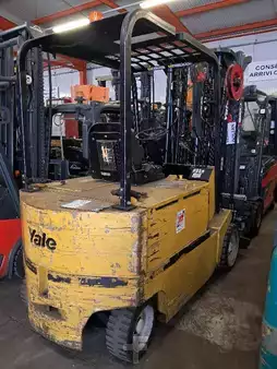 Elektro 4 Rad 2000  Yale ERC 40AKE (1)