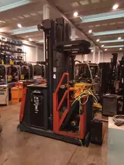 Függőleges komissiózó 2008  Linde V 11 (1)