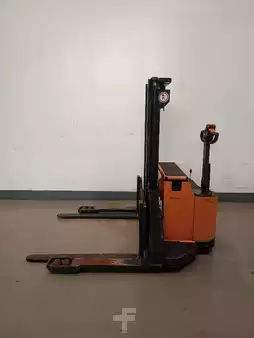 Apilador eléctrico 1993  Still EGV 12.5 (3)