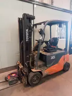 El Truck - 4-hjul 2022  Toyota 8FBM20T (1)