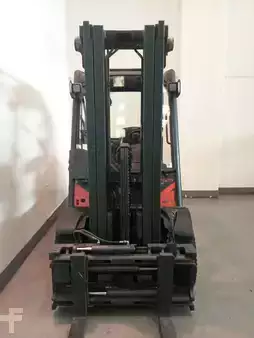 Carrelli elevatori diesel 2017  Linde H 25/600 (2)