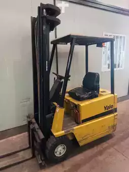 Elektro 4 Rad 1999  Yale ERP 15RCL (1)