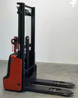 Hochhubwagen 2024  Linde L12 (3)