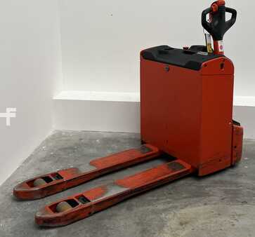Elektrische palletwagens 2025  Linde T18 (2)