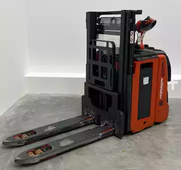 Hochhubwagen 2021  Linde D12 HP AP (2)