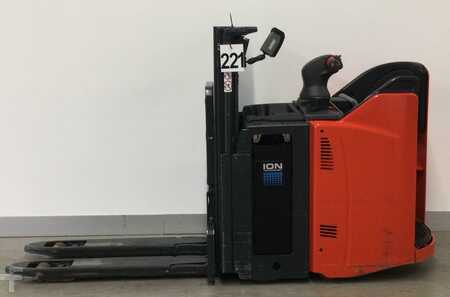 Ruční vysokozdvižný vozík 2023  Linde D12 SP (1)