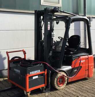 Carrelli elettrici 3 ruote 2022  Linde E16C (2)