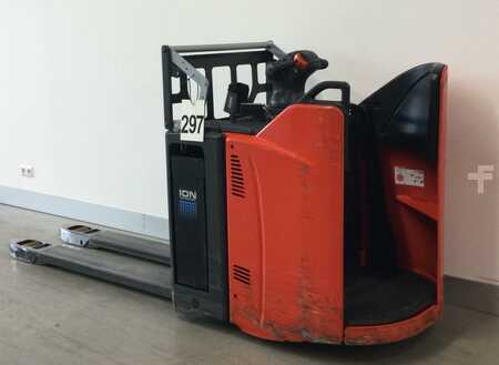 Nízkozdvižný vozík 2023  Linde T25SP (3)