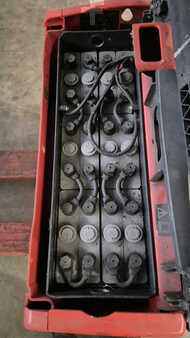 Niederhubwagen 2011  Linde T  20 (4)