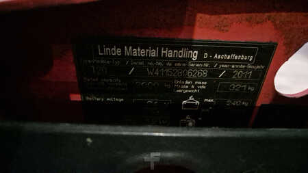 Niederhubwagen 2011  Linde T  20 (5)
