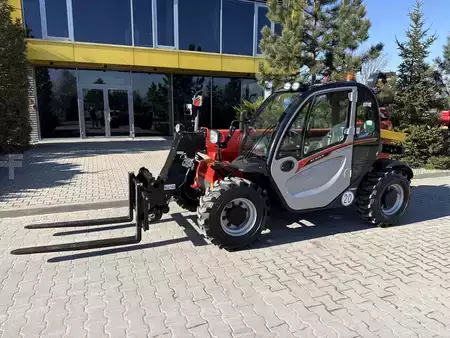 Ładowarki teleskopowe 2026  Manitou MT 625H Comfort (1)
