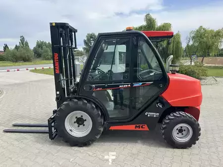 Carrelli fuoristrada 4x4 2025  Manitou MC25-4 (4)