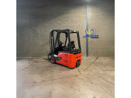 Elektromos 3 kerekű 2014 Linde E14-02 (2)