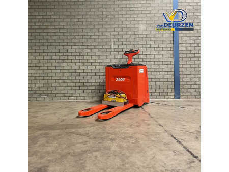 Porta-paletes manual 2011  Linde T20AP (3)