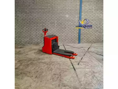 Transpallet manuali 2013  Linde T16L (2)