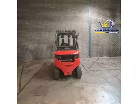 Carretilla elevadora diésel 2014 Linde H30D-02 (3)