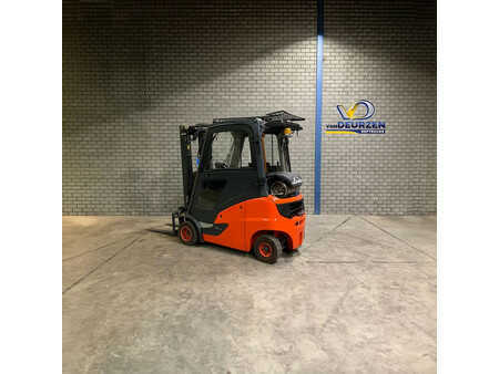 Gas gaffeltruck 2019  Linde H18T-01 (1)