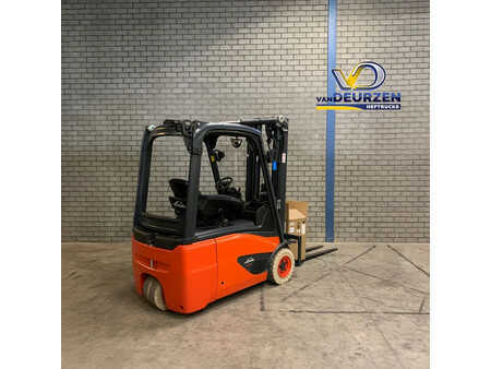 Elektromos 3 kerekű 2023  Linde E16 (3)