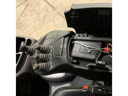 Elektromos 3 kerekű 2023  Linde E16 (6)