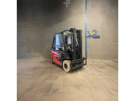 Elektromos 4 kerekű 2023  Linde E25L (4)