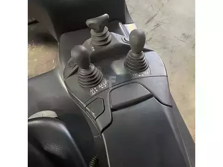 Elektrisk- 3 hjul 2021  Linde E16C-02 (5)