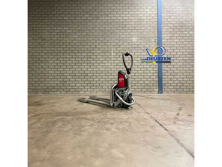 Porta-paletes manual 2020  Linde CITI-ONE (4)