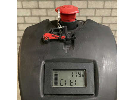 Porta-paletes manual 2020  Linde CITI-ONE (5)