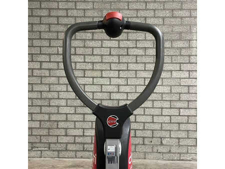 Porta-paletes manual 2020  Linde CITI-ONE (6)