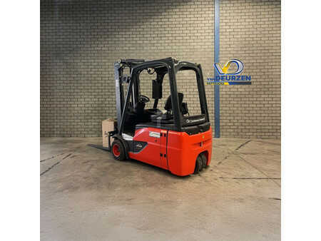 Elektromos 3 kerekű 2014 Linde E18-02 (2)