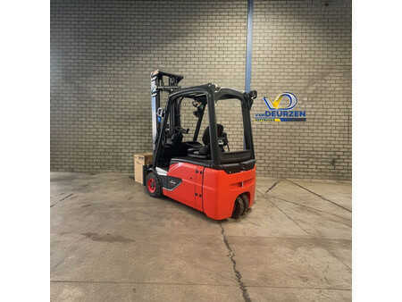 Elektromos 3 kerekű 2023  Linde E16-02 (2)