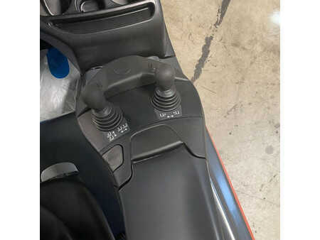 Elektromos 3 kerekű 2023  Linde E16-02 (7)