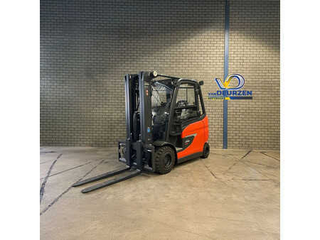4-wiel elektrische heftrucks 2023  Linde E30HL-01/600 (1)
