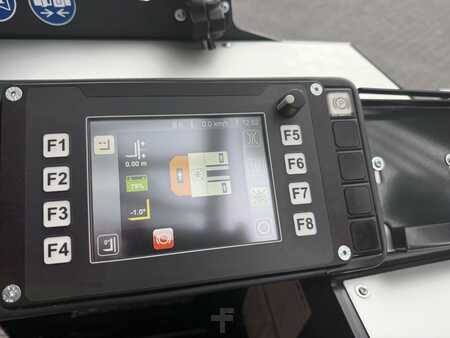 Carretilla retráctil de 4 vías 2023 HUBTEX NexX 30 serie 4129 (10)