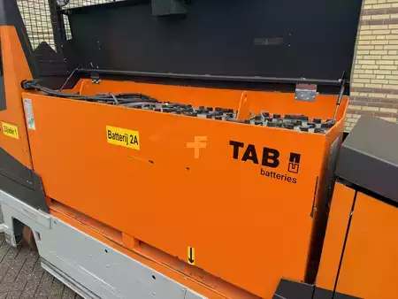 Négyutas targonca  HUBTEX Phoenix MQ45 serie 2830 PU (15)