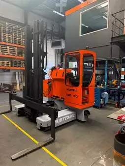 4-Tie Trukki  HUBTEX MQ30 Serie 2121 EL/PU HX besturing (4)