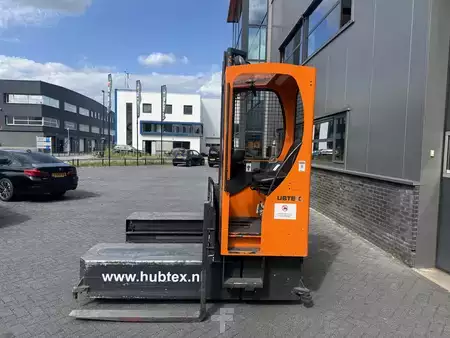 Vierwegestapler  HUBTEX MQ 30 serie 2121 EL Vol rubber (7)
