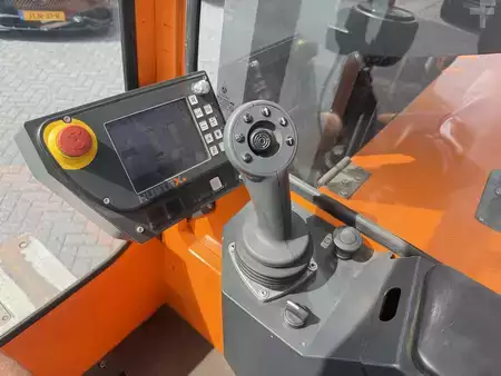 Vierwegestapler  HUBTEX MQ30 serie 2130 EL (12)