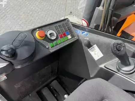 Vierwegestapler  HUBTEX DQ30 E serie 3120 EL (11)