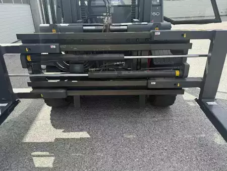 Wózki widłowe diesel 2014  Linde H60D-02 (3)