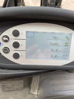 Elektryczne 4-kołowe 2015  Still RX 20-20 P (16)