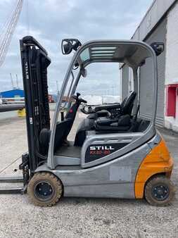 Elektryczne 4-kołowe 2015  Still RX 20-20 P (2)