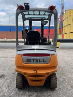 Elektryczne 4-kołowe 2015  Still RX 20-20 P (4)