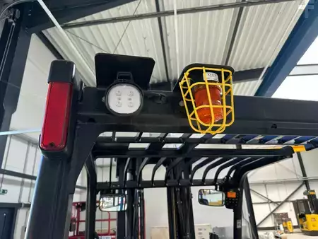 Elektro 4 Rad 2024  Yale ERP50VME2570 (6)