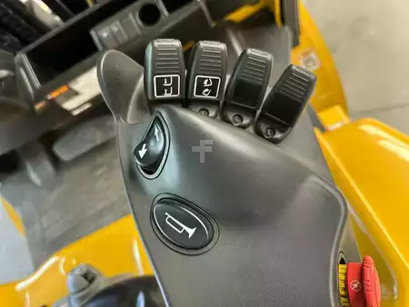 Elektro 4 Rad 2024  Yale ERP50VME2570 (9)