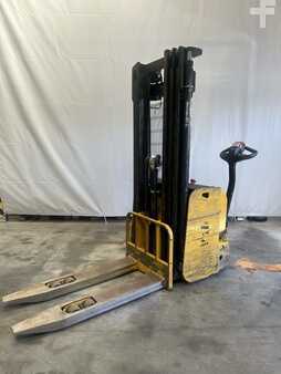Pallet Stackers 2014  Yale ms12 (4) 