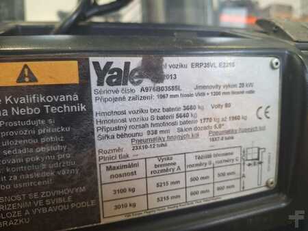 Elektryczne 4-kołowe 2013  Yale ERP35VL (15)