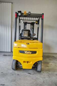 Elettrico 4 ruote 2013  Yale ERP35VL (20)
