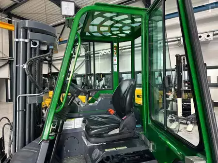 Carrelli elevatori 4 vie 2019  Combilift CBE2500 (3)