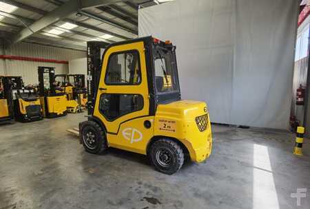 Diesel Forklifts 2022  EP Equipment CPCD35T8S4S (3)