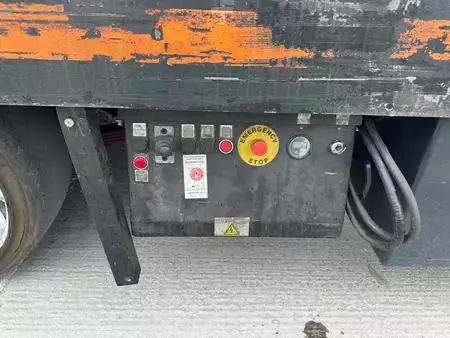 Veicoli elettrici con pianale 2017  Simai PEU B350UP (10)